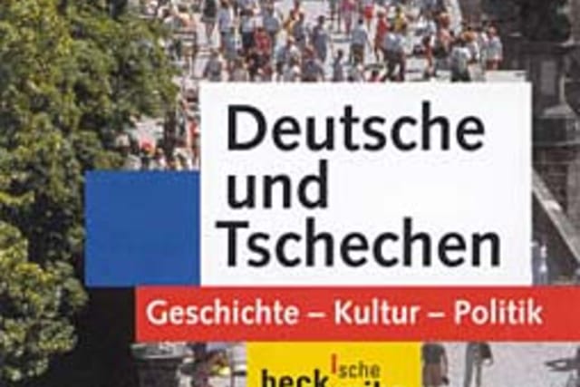 Karlsbrücke auf dem Umschlag des Buches Deutsche und Tschechen (Foto: Archiv von Bohemicum)